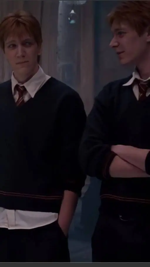 ai character: 7 Поттеров background