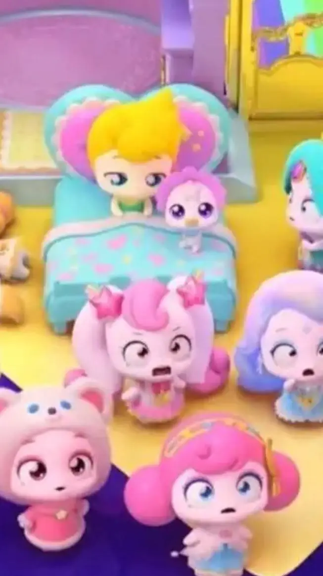 ai character: star Teenieping❤️ background