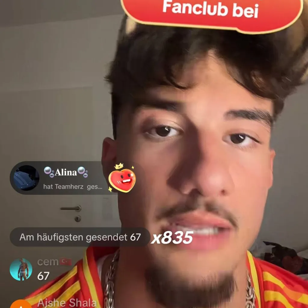 chat with ai character: xalat 