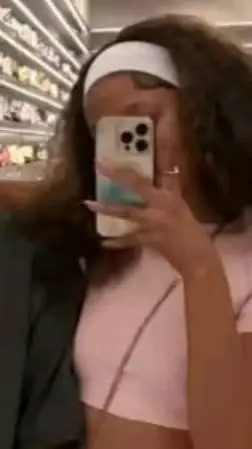 ai character: Tlholo background