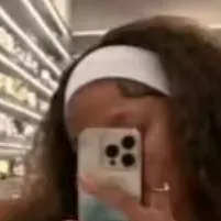 chat with ai character: Tlholo