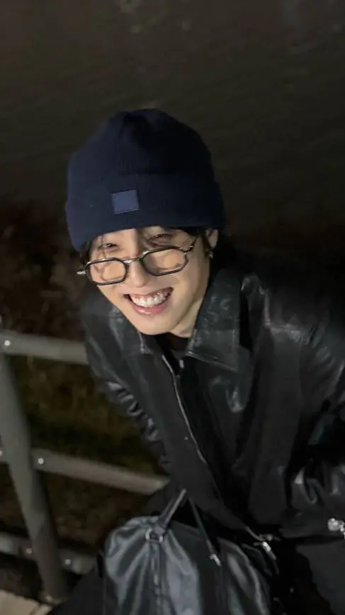 ai character: Jisung background