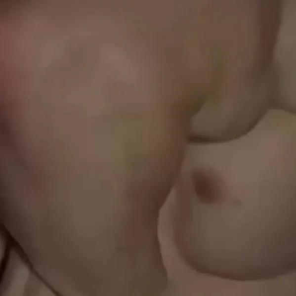 chat with ai character: Luen