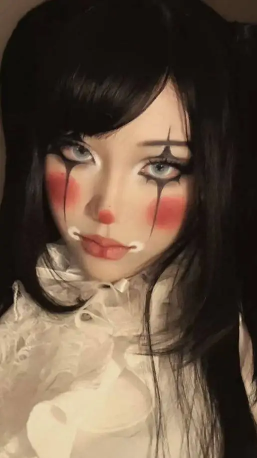 ai character: Natasha  background