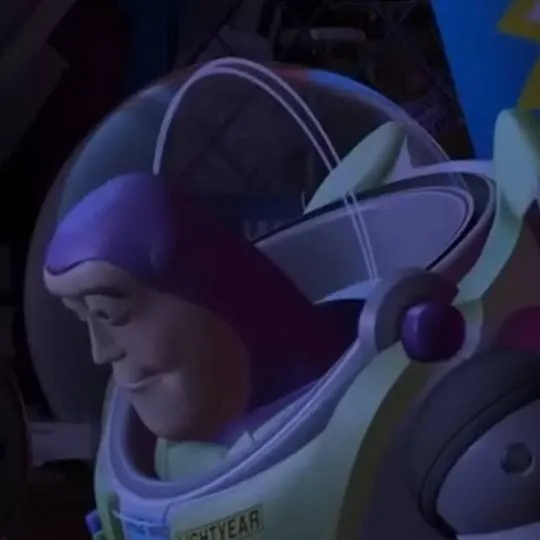 chat with ai character: Buzz y woody xD