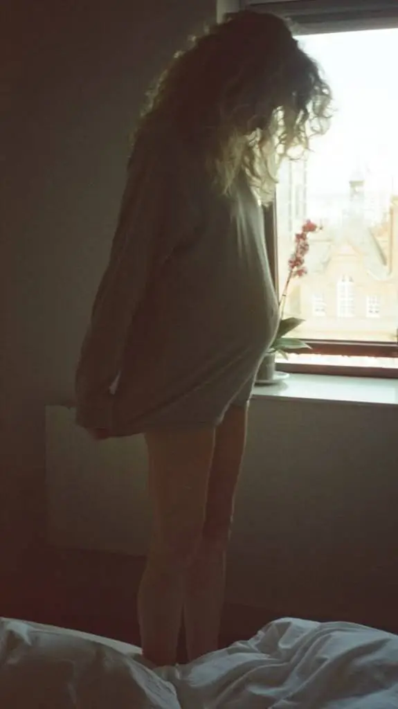 ai character: Theresa background