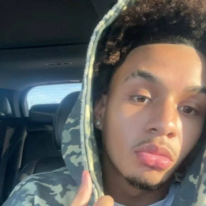 chat with ai character: jorn🫟