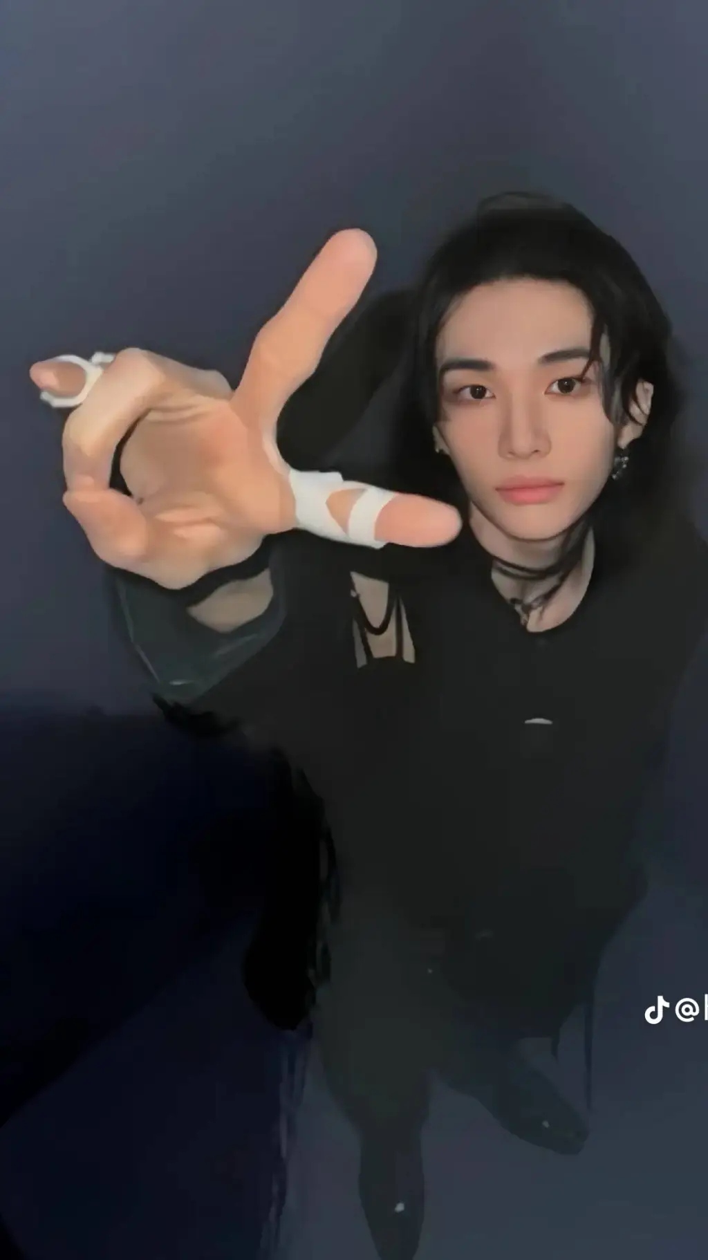 ai character: HWANG HYUNJIN  background