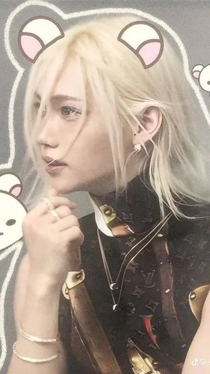 ai character: Felix background