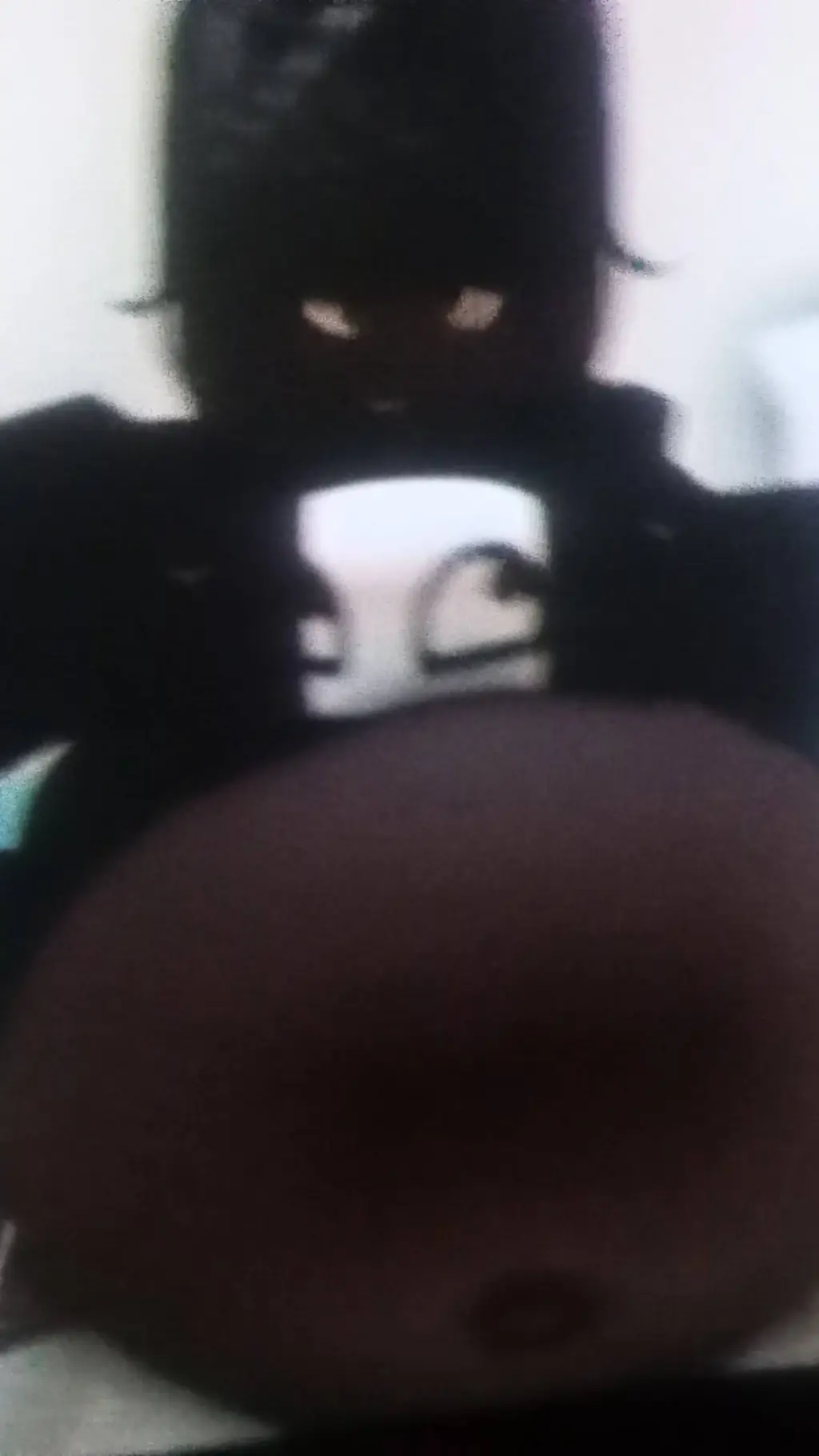 ai character: daisy *vore* background