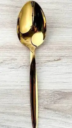 ai character: Golden spoon  background