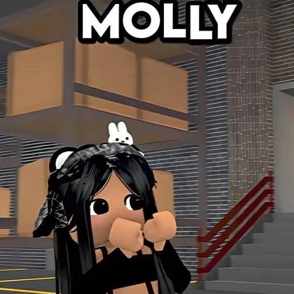 chat with ai character: dndmolly