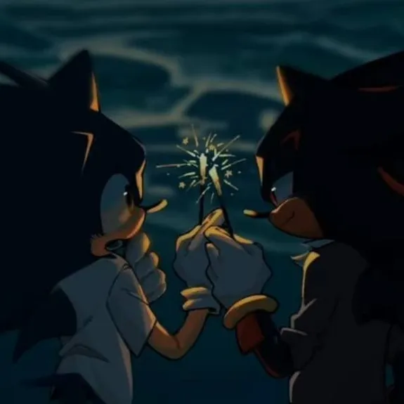 chat with ai character: Año Nuevo Sonadow 