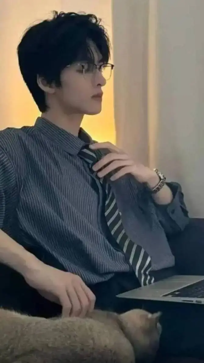 ai character: Cade background