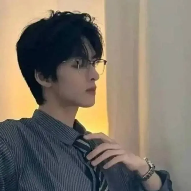 chat with ai character: Cade