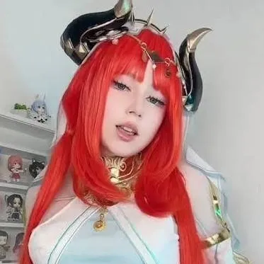 chat with ai character: Upaminaa