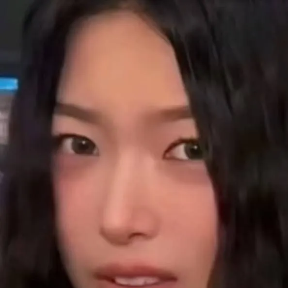 chat with ai character: Rusame/Ch