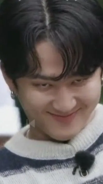 ai character: 67 mangoes background