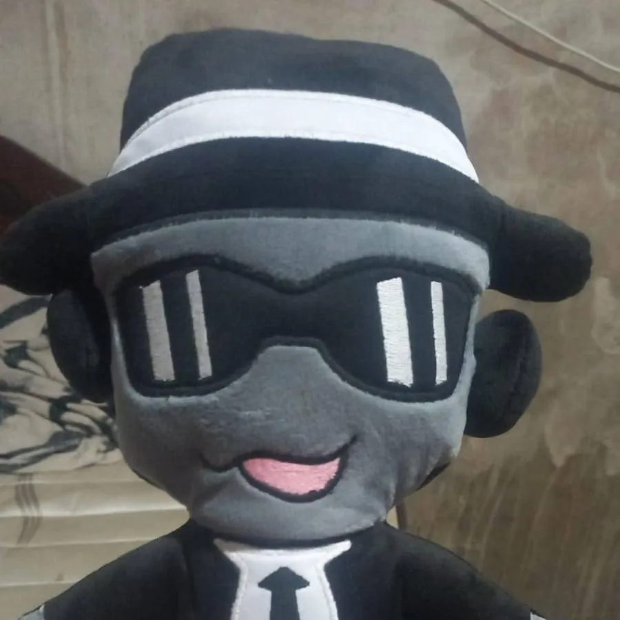 chat with ai character: chance peluche 👁👄👁