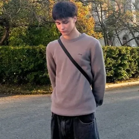 chat with ai character: Keroseno