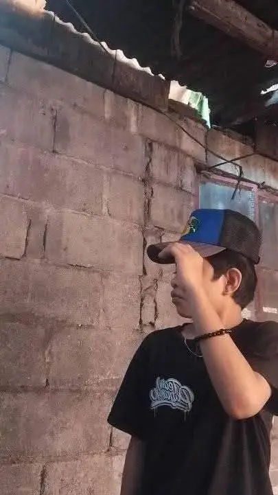 ai character: Russel Victoria background