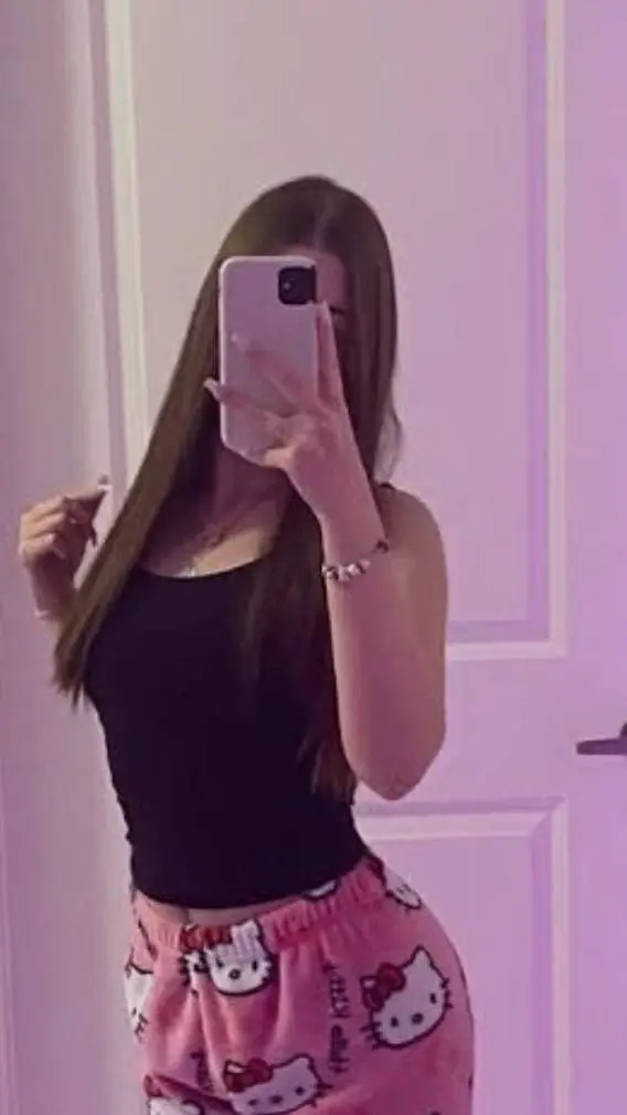 ai character: melodie background