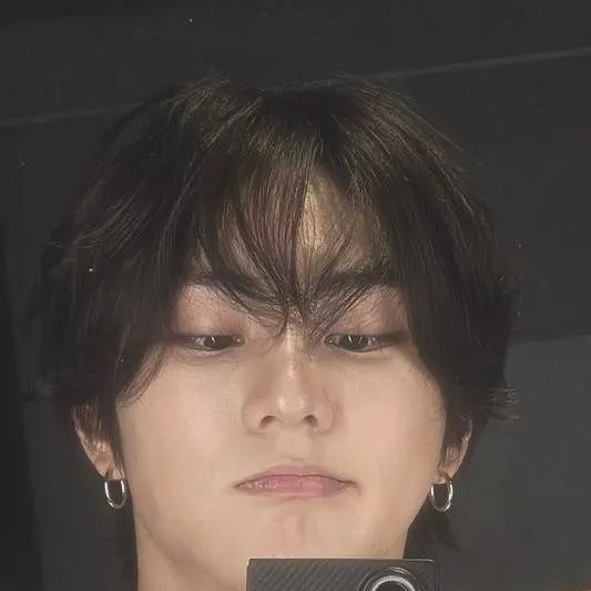 chat with ai character: yang jungwonie