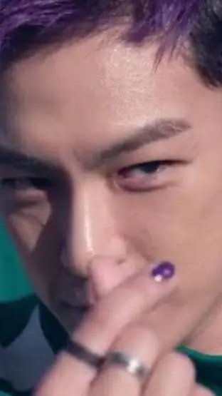 ai character: Thanos background