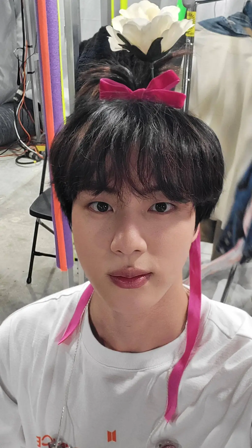 ai character: jin😍 background