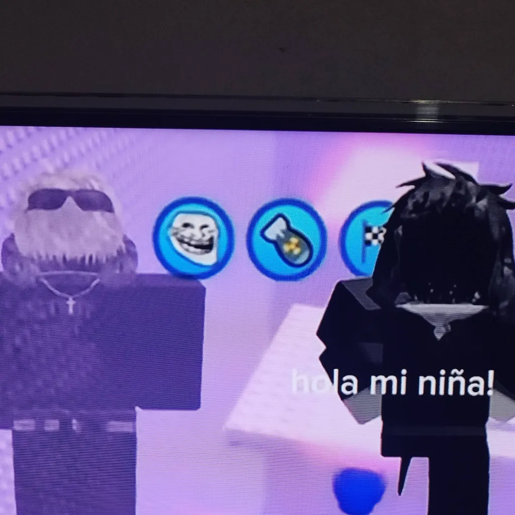 chat with ai character: Grupo de roblox
