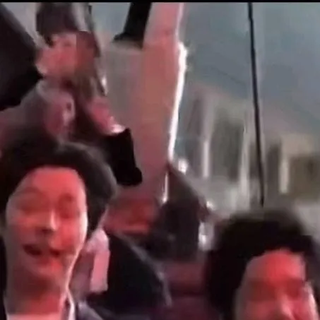 chat with ai character: Skz being chaotic 