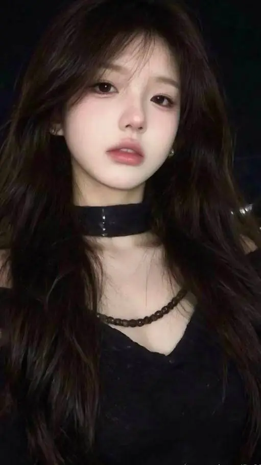 ai character: Sara background