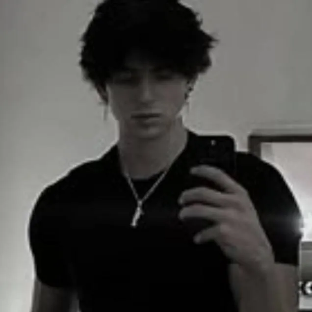 chat with ai character: asher