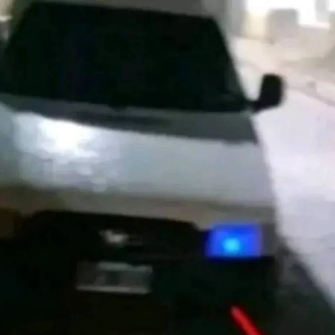 chat with ai character: auto sans