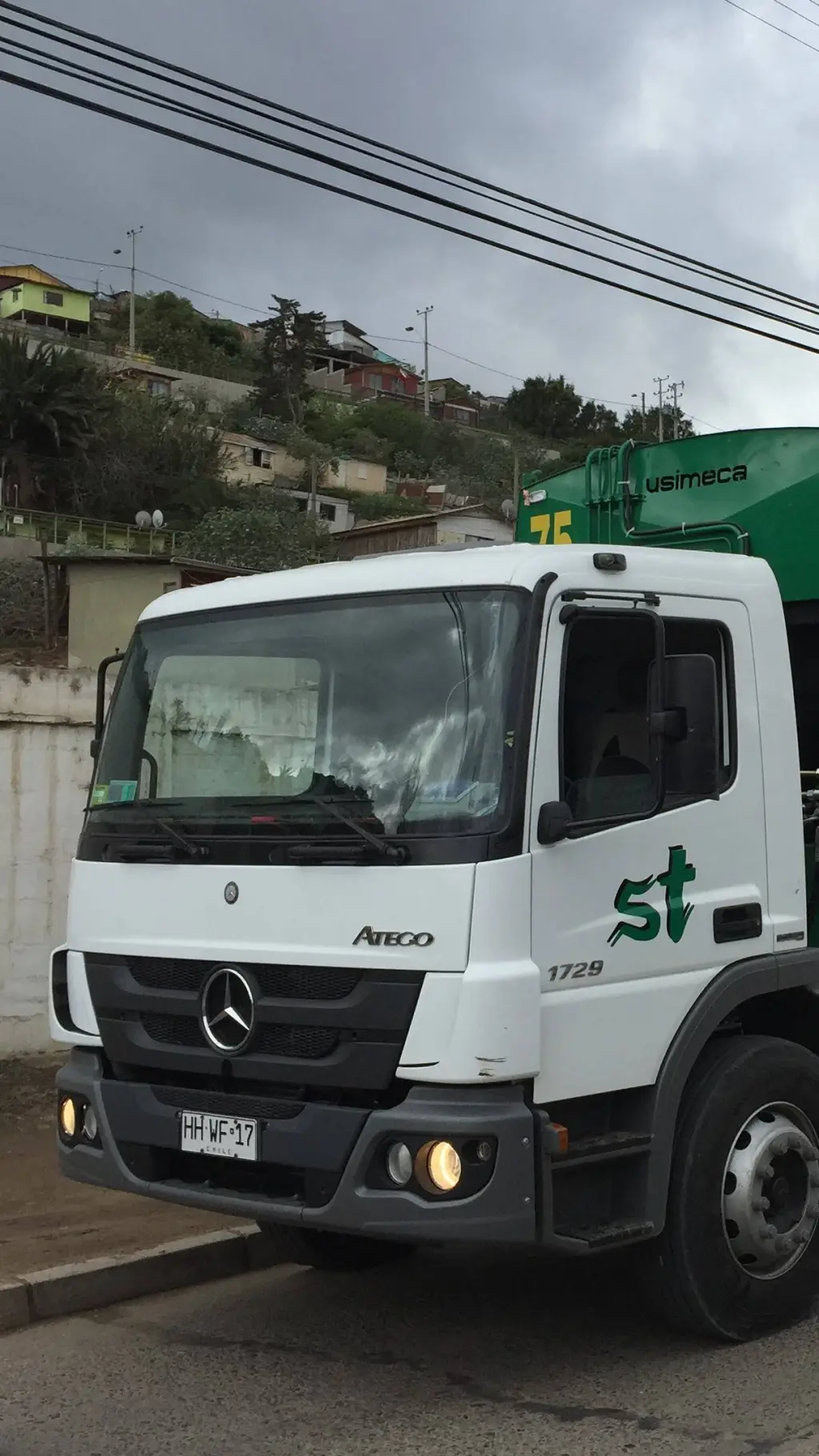 Talkie AI - Chat with camión de basura