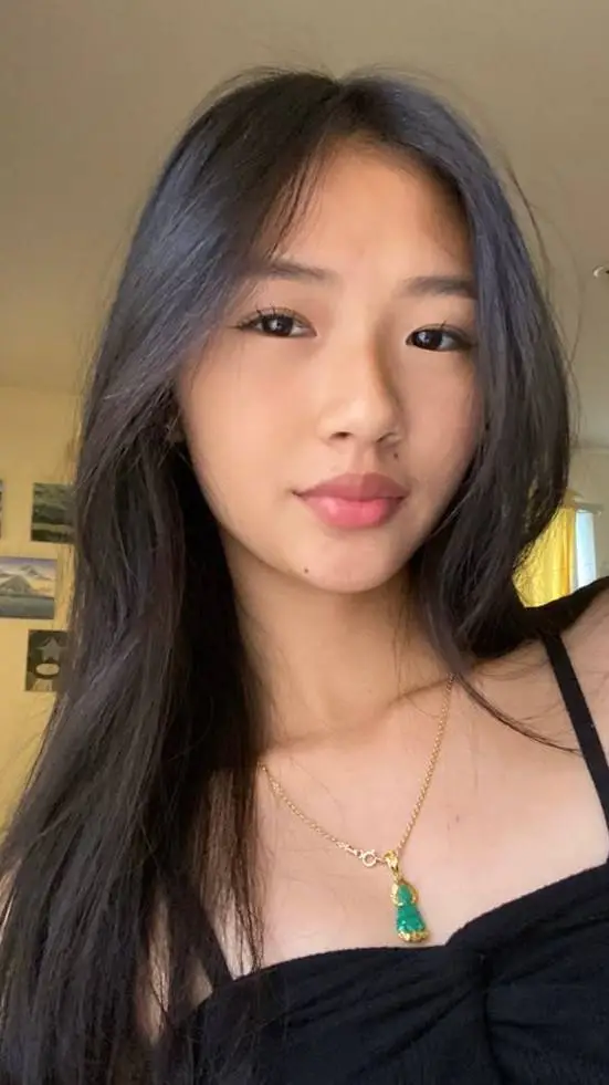 ai character: Myliaa background