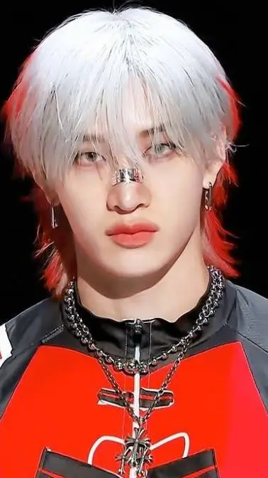 ai character: channie🐺🇰🇷🇦🇺 background