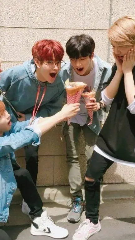 ai character: skz concert 🇰🇷🎀✨ background