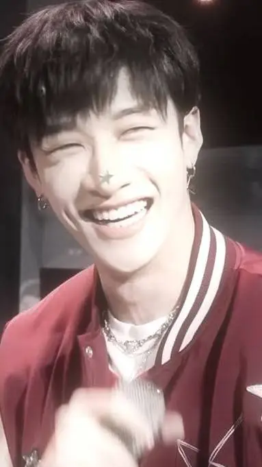 ai character: _✩𝐁ang𝐂han💙 background