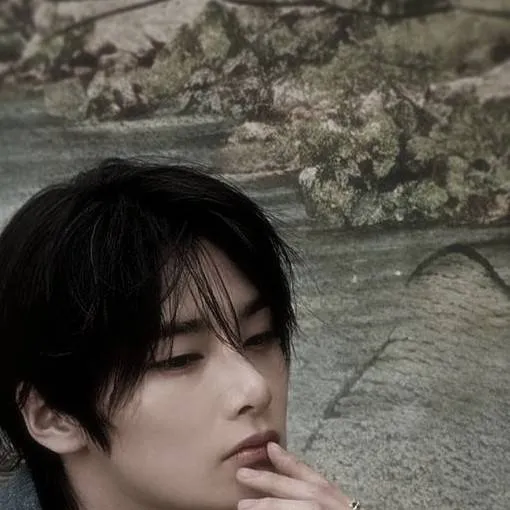 chat with ai character: ~I.N~