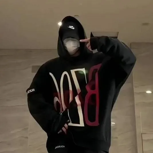 chat with ai character: nena***