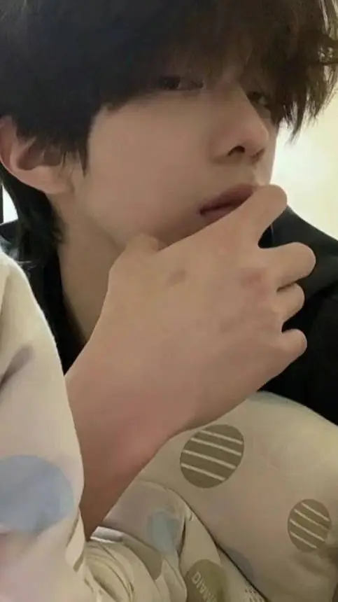 ai character: Xavier background