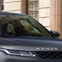 chat with ai character: Evoque