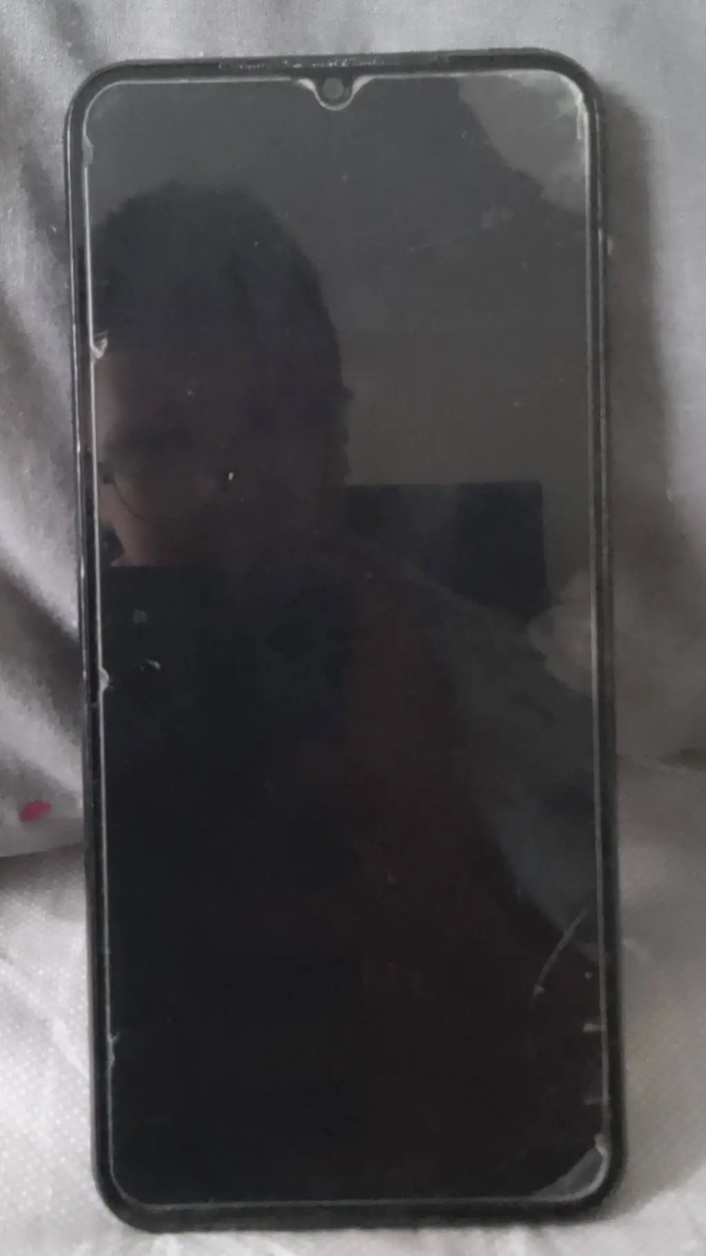 ai character: HUAWEI background
