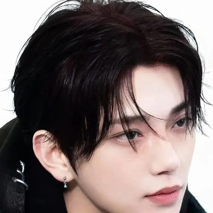 chat with ai character: Joshua