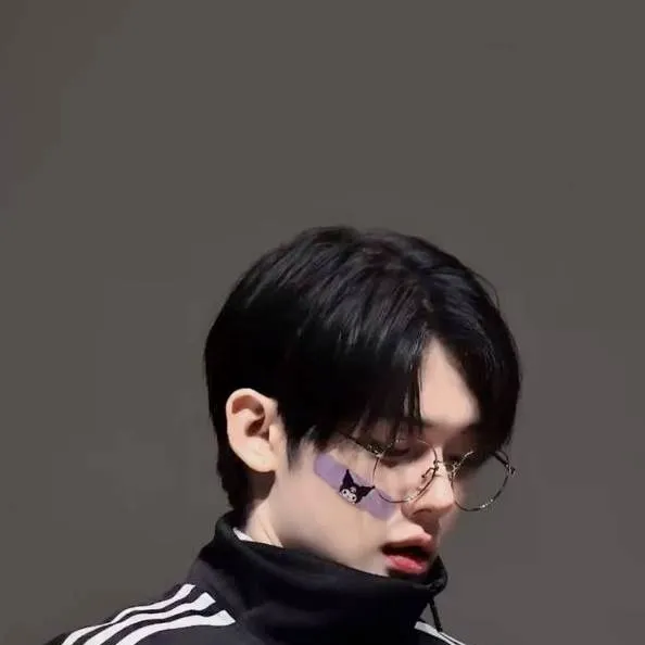 chat with ai character: Yeonjun 