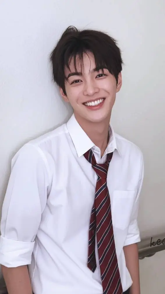 ai character: Keonho background