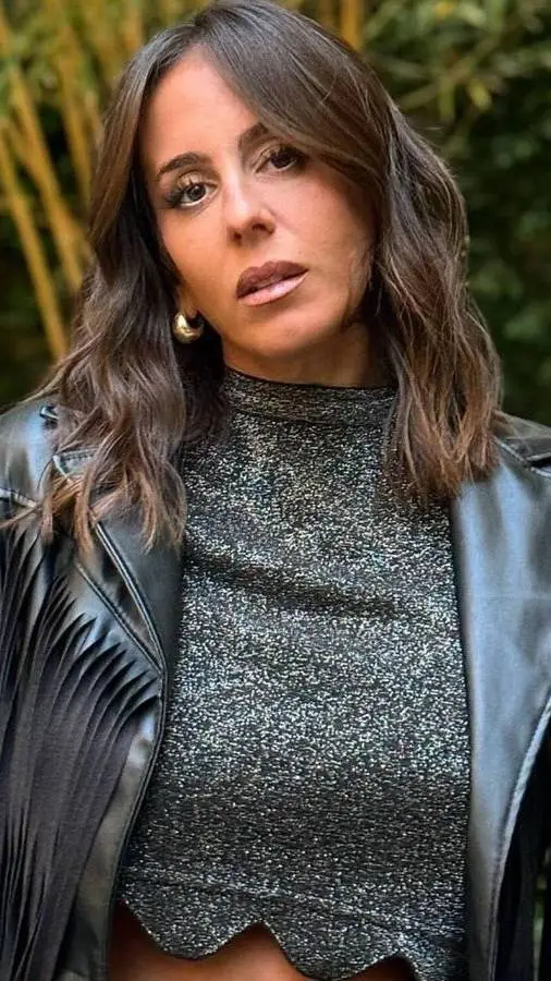 Talkie AI - Chat with Anabel Pantoja