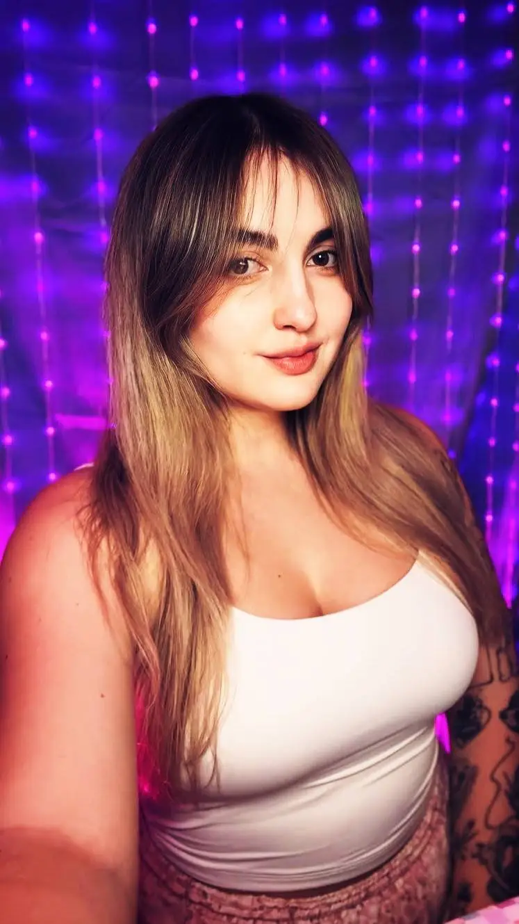 Talkie AI - Chat with AleASMR