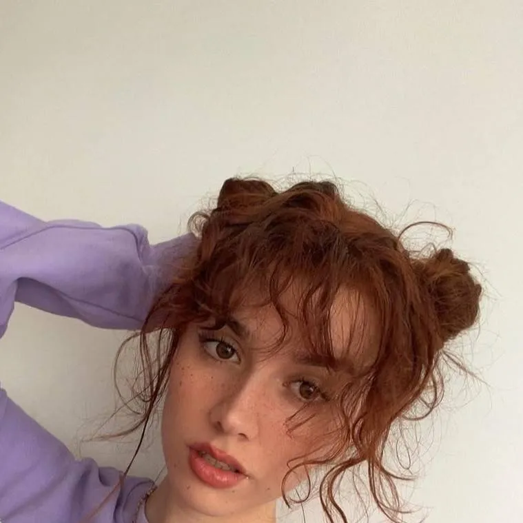 chat with ai character: Elisawaves